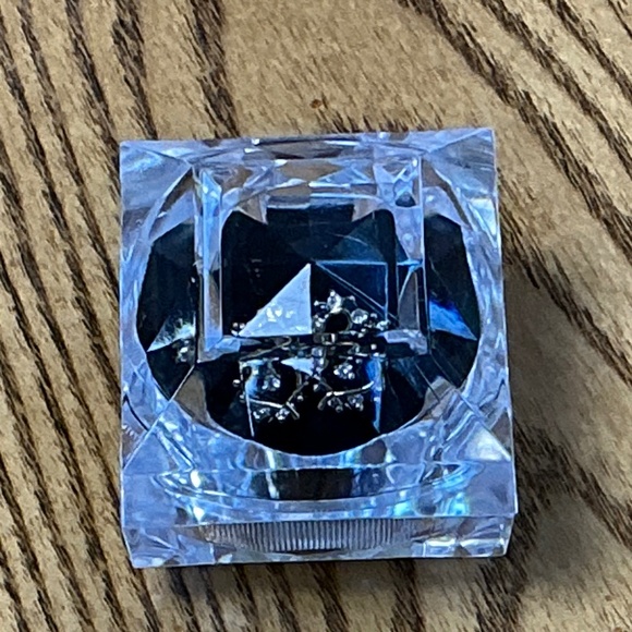 Diamond and Sapphire Heart Shaped Earrings on 925 Gold - Picture 5 of 5